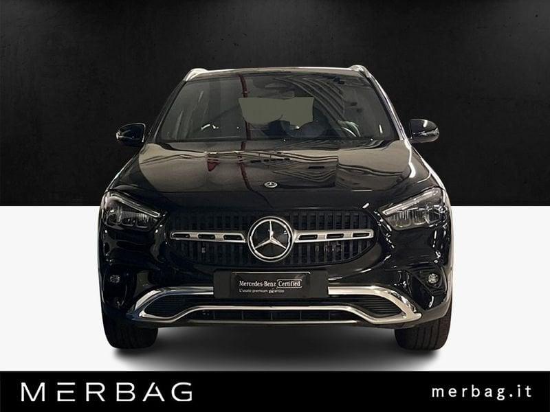 Mercedes-Benz GLA 180 d Automatic Business Extra