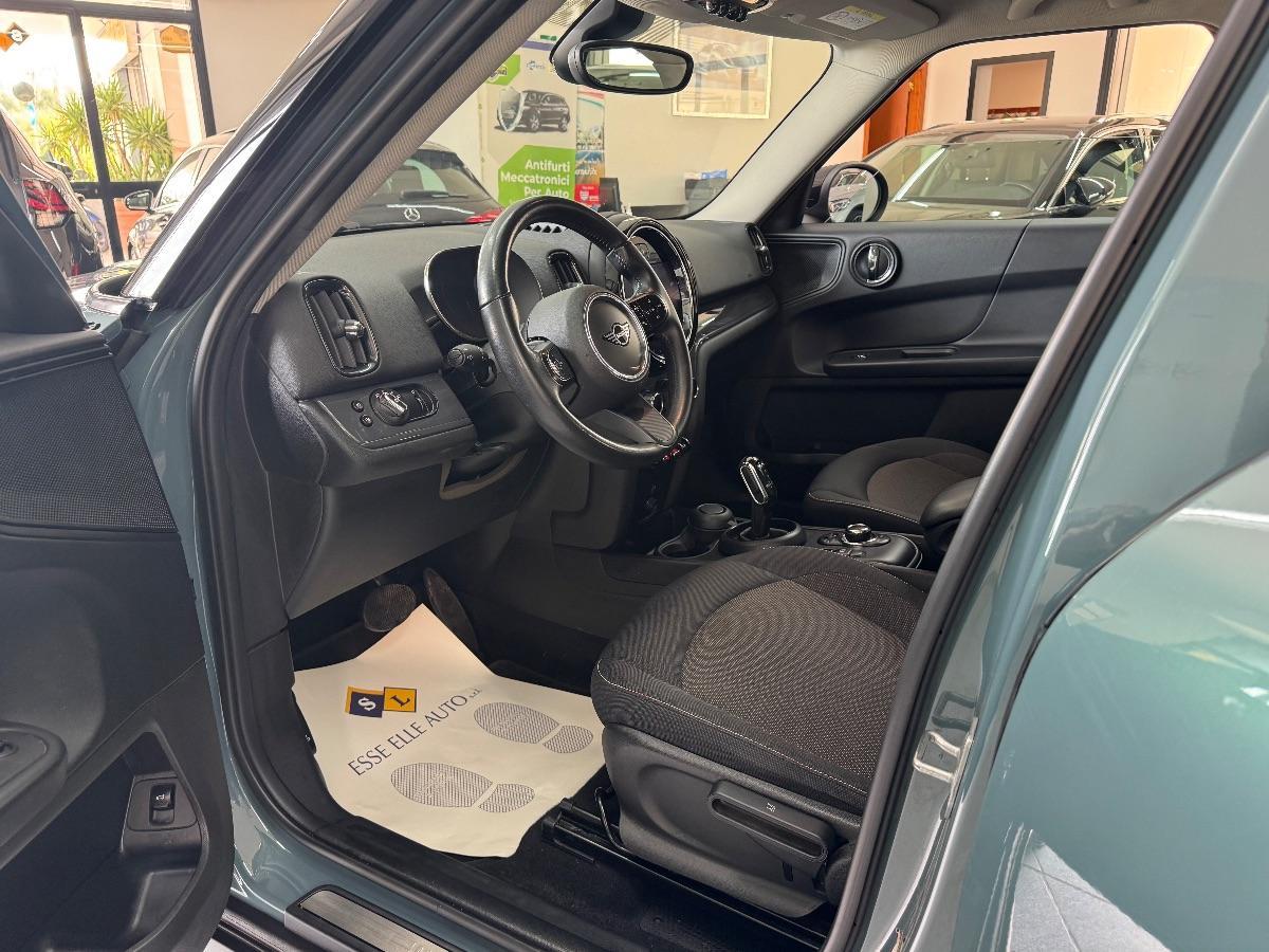 MINI COUNTRYMAN Cooper D Business Aut. UNICO PROPRIETARIO/ LED/ CARPLAY/ RETROCAMERA/