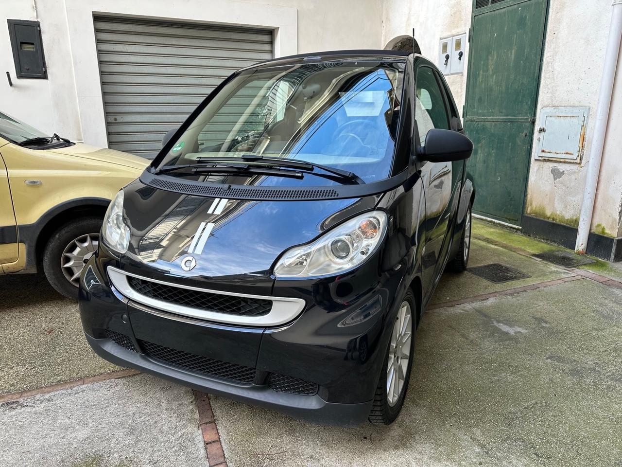 Smart ForTwo 1000 52 kW MHD cabrio pure