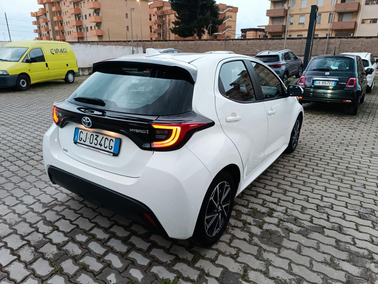 Toyota Yaris 1.5 Hybrid 5 porte Trend