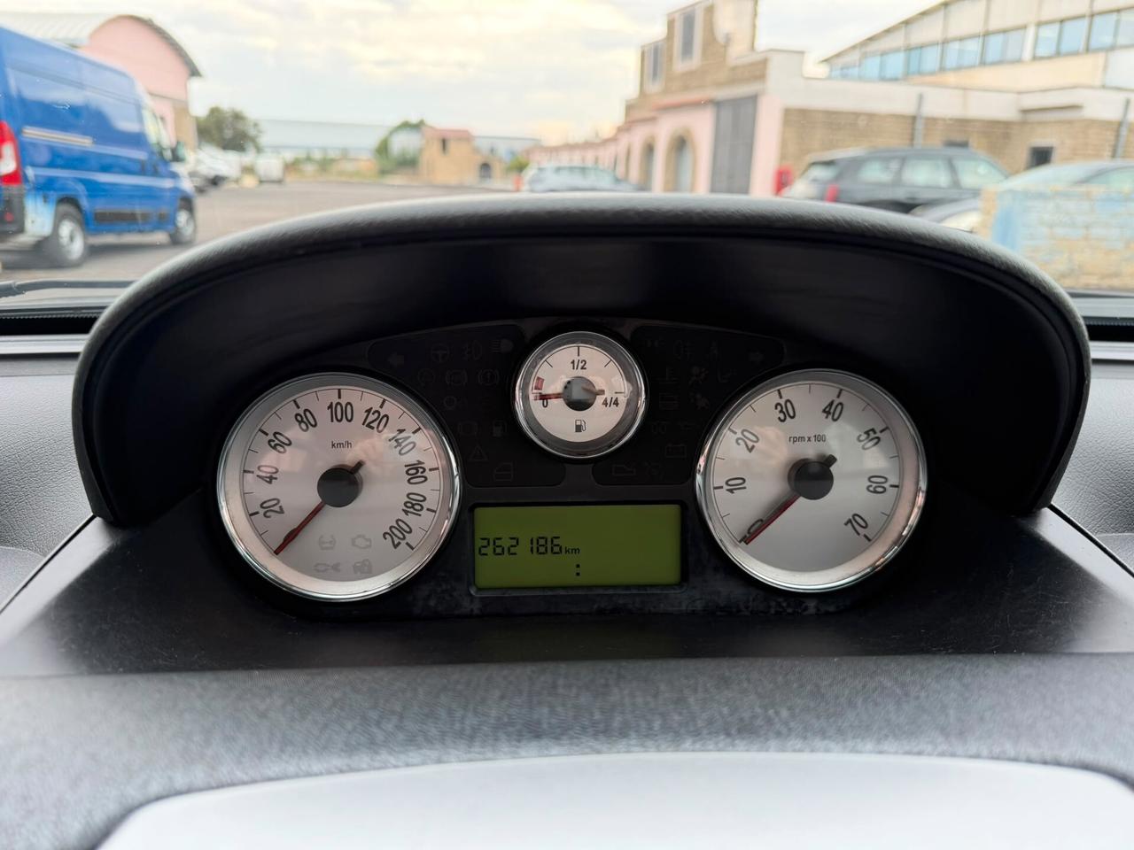Lancia Ypsilon 1.2 GPL 60cv