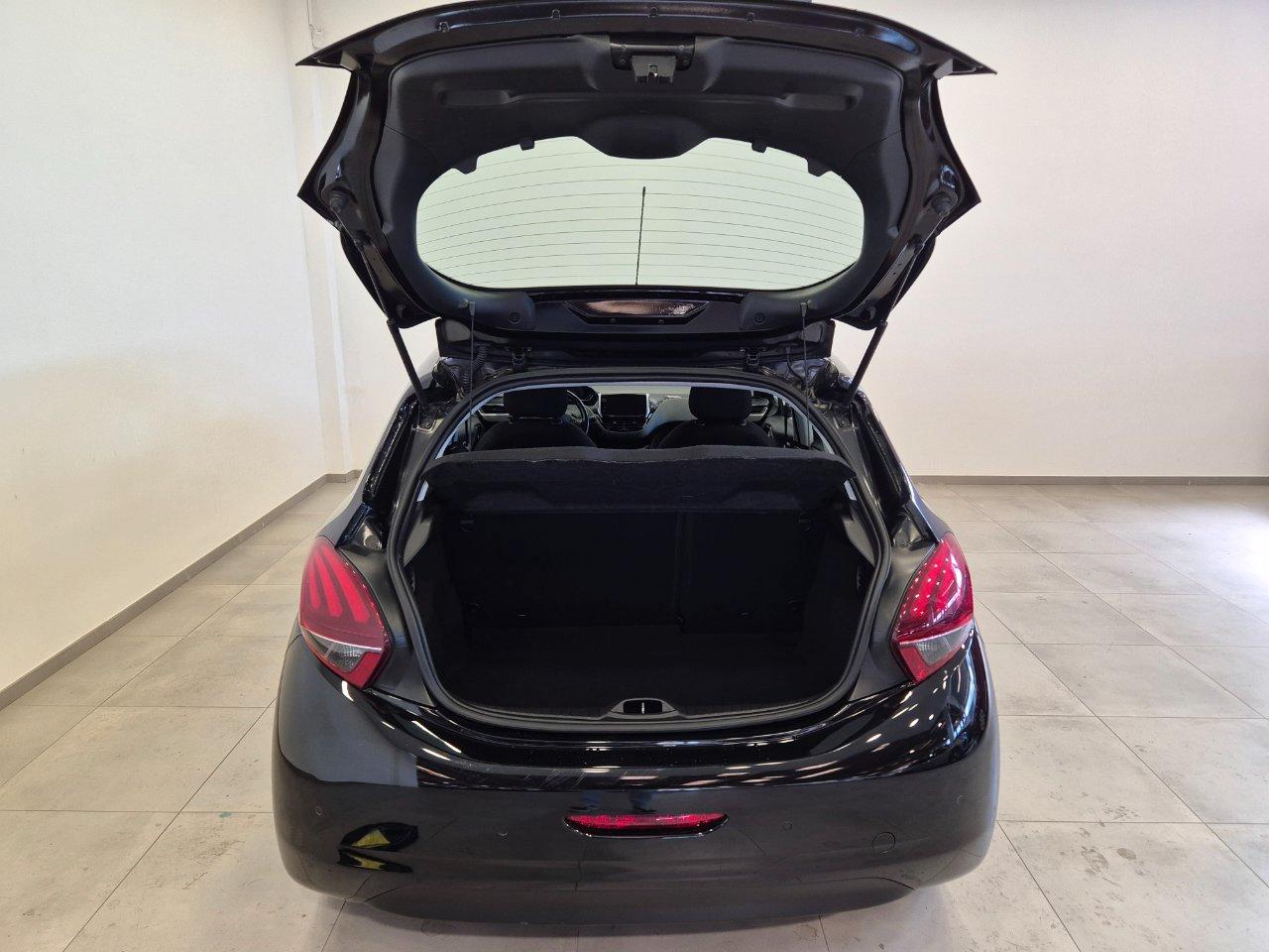 Peugeot 208 1.2 puretech Allure 5P - NEOPATENTATI - UNIPROPRIETARIO - Cam - Carplay