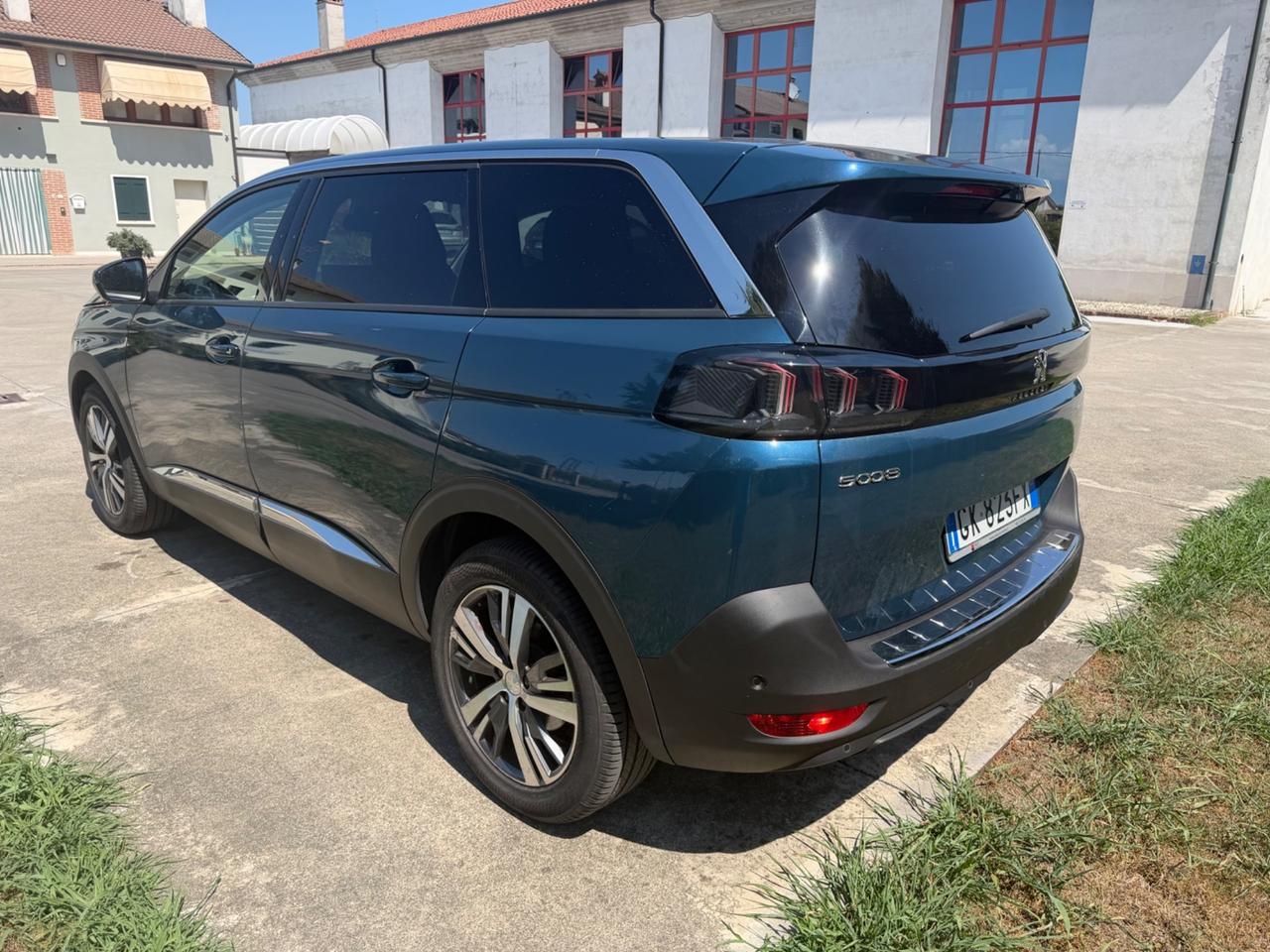 Peugeot 5008 BlueHDi 130 S&S EAT8 Allure Pack