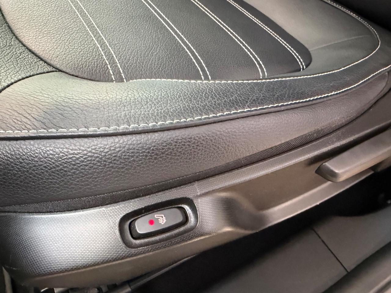 Smart ForTwo TAGLIANDI MERCEDES-PARI AL NUOVO-SCHERMO