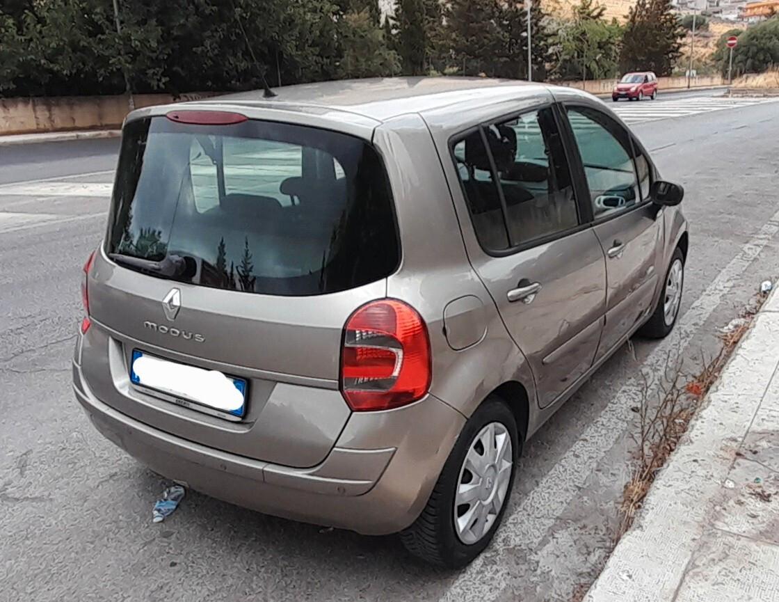 Renault Modus Grand 1.2 16V Dynamique