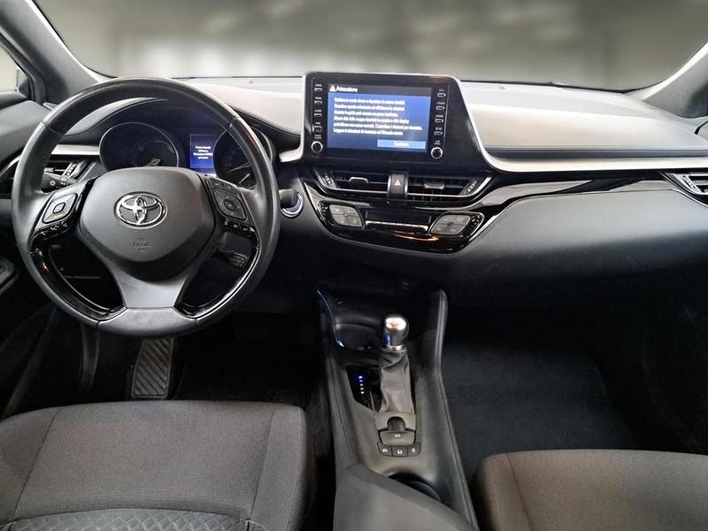 TOYOTA C-HR 1.8H 98CV E-CVT Business