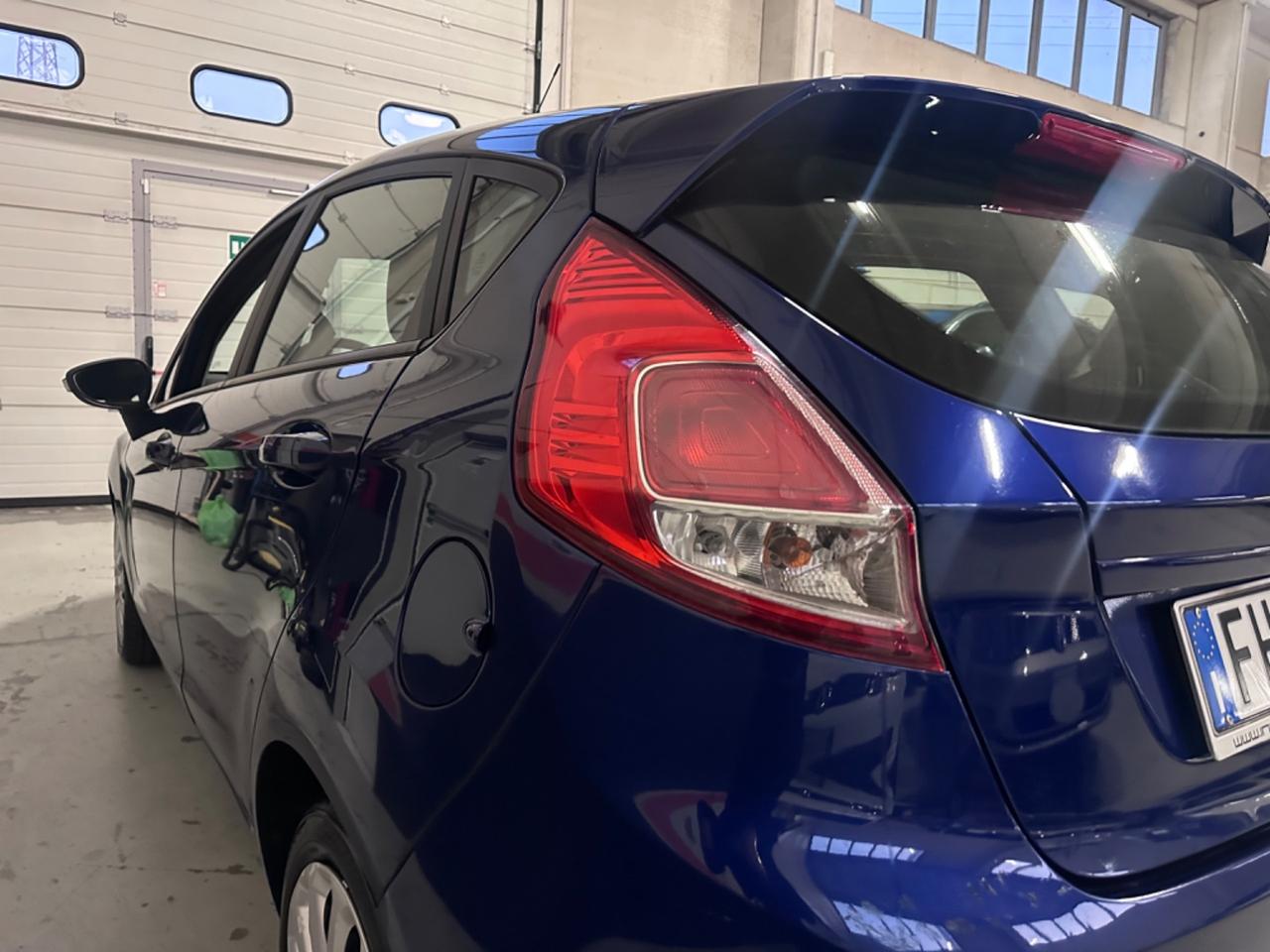 Ford Fiesta 1.5 TDCi 75CV 5 porte Titanium