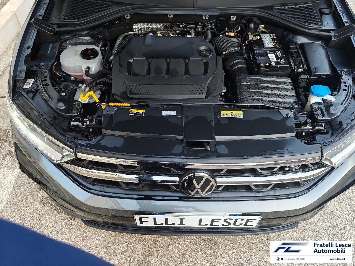 VOLKSWAGEN - T-Roc 2.0 tdi R-Line 150cv dsg (Esposiione Piano Lago)