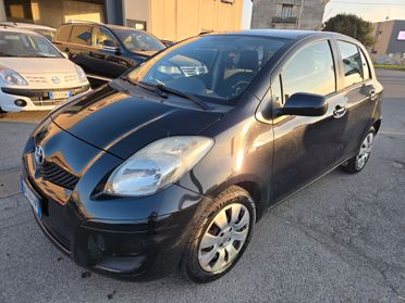 Toyota Yaris 1.0 5 porte