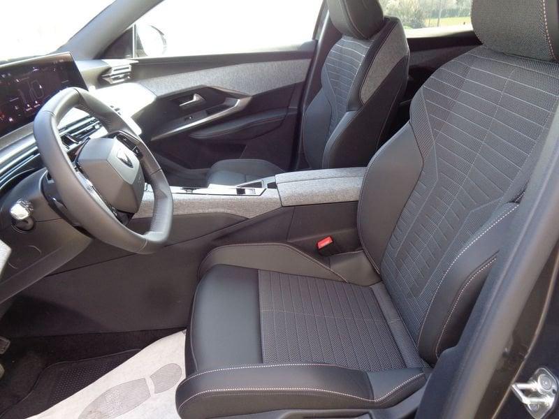 Peugeot 3008 Hybrid 136 e-DCS6 Allure