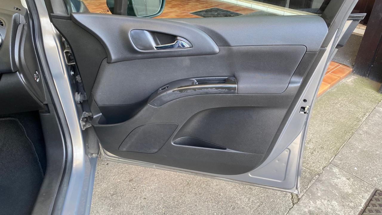 Opel Meriva 1.3 CDTI 95CV ecoFLEX Start&Stop Cosmo