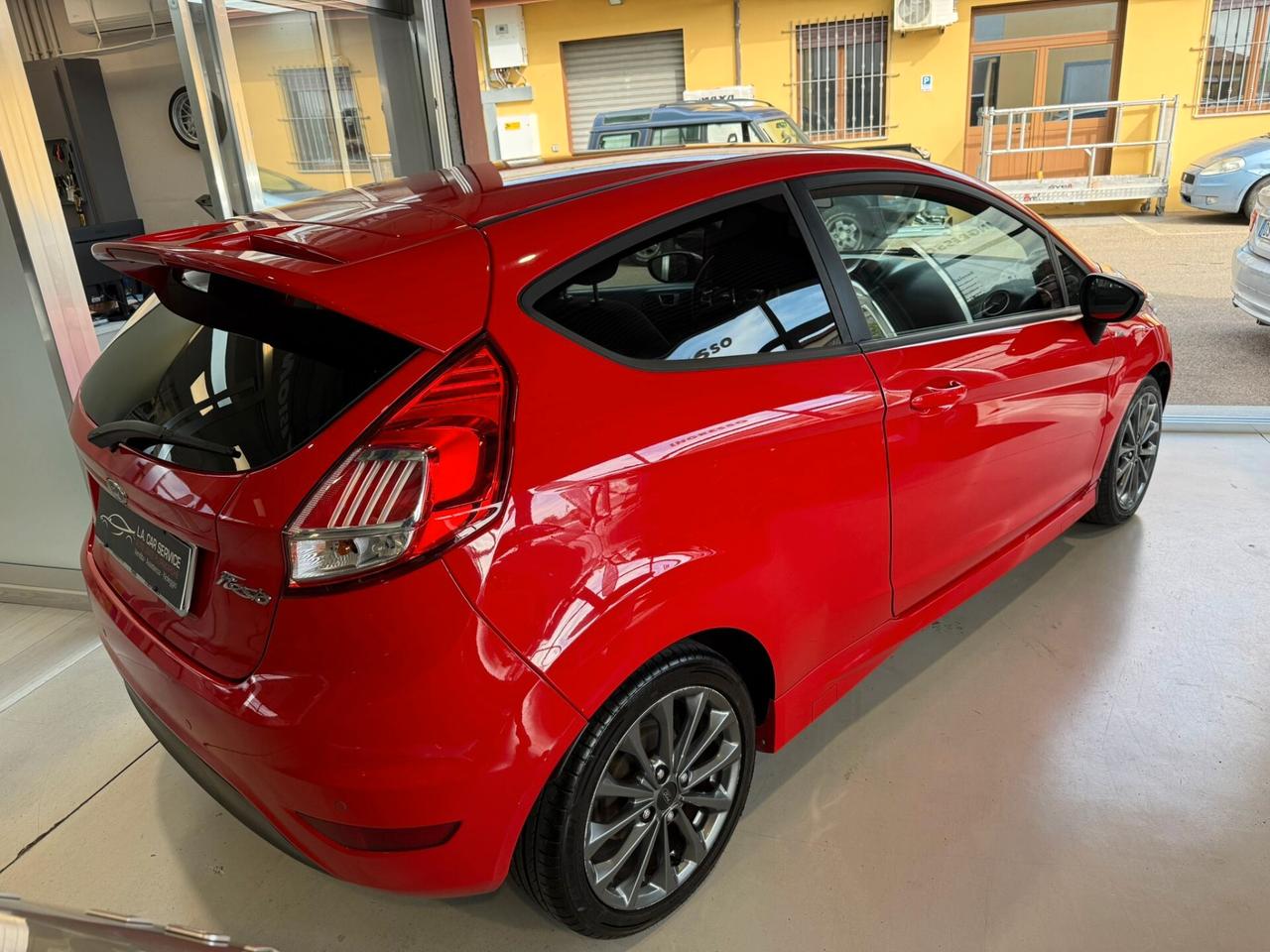 Ford Fiesta 1.5 TDCi 75CV 3 porte ST-Line