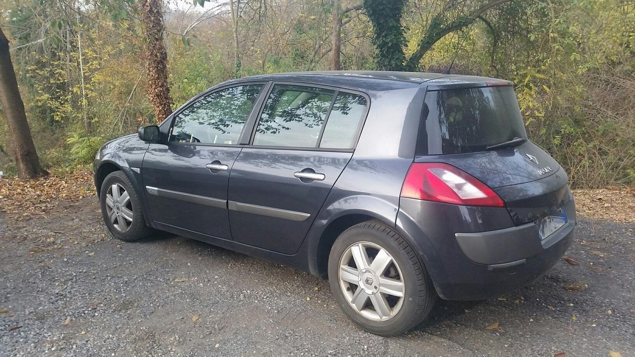 Renault Megane Mégane 1.9 dCi 5 porte Luxe Dynamique