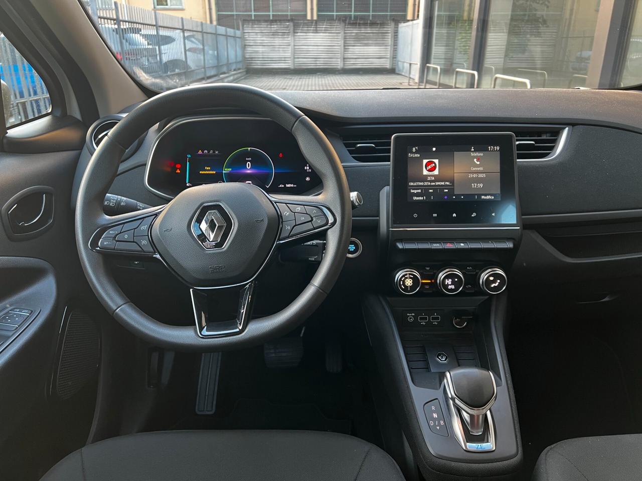 Renault ZOE Life R110