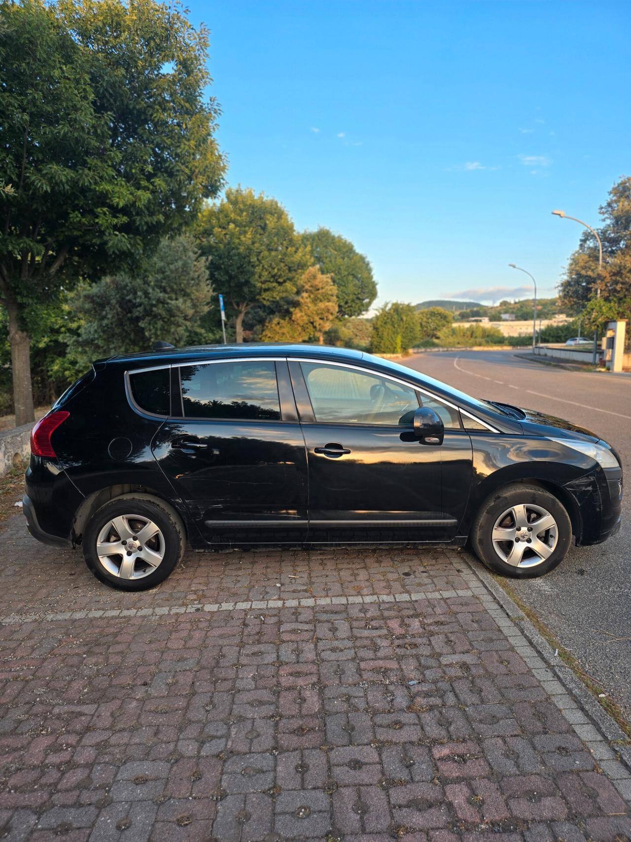 Peugeot 3008 1.6 HDi 110CV CAMBIO ROBOTIZZATO Perfetta