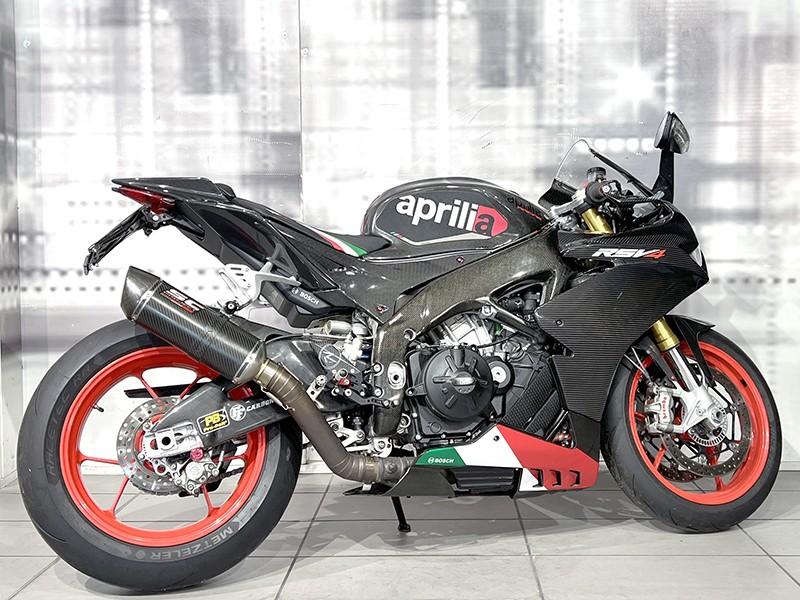 Aprilia RSV4 RR