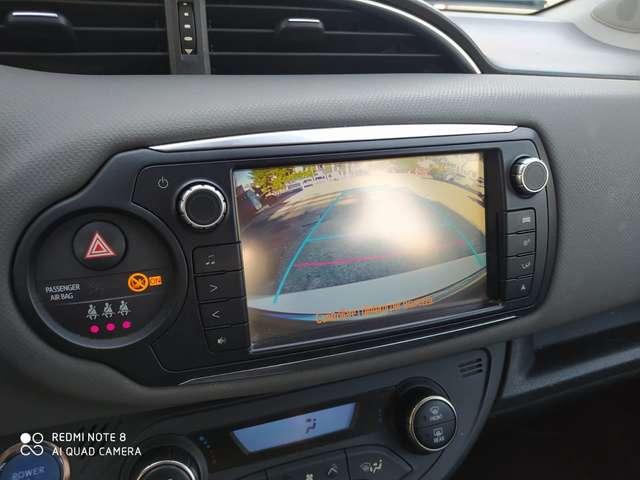 Toyota Yaris Yaris III 2015 5p 1.5h Active