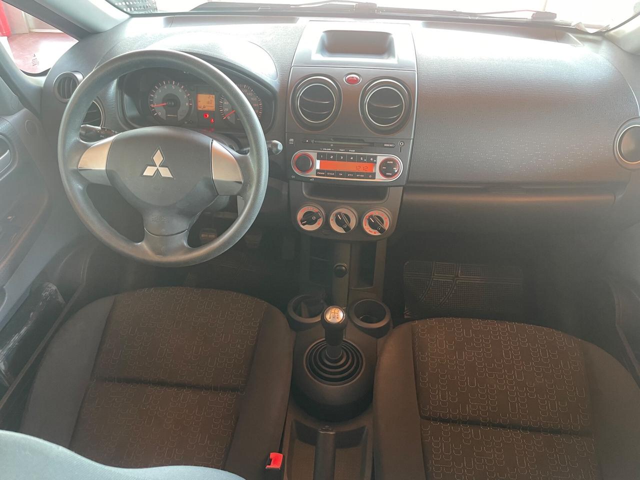 Mitsubishi Colt 1.1 12V 3p.GPL Special Action Model