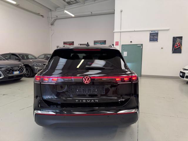 VOLKSWAGEN Tiguan 1.5 eTSI 150 CV DSG Elegance KM.0 PRONTA CONSEGNA