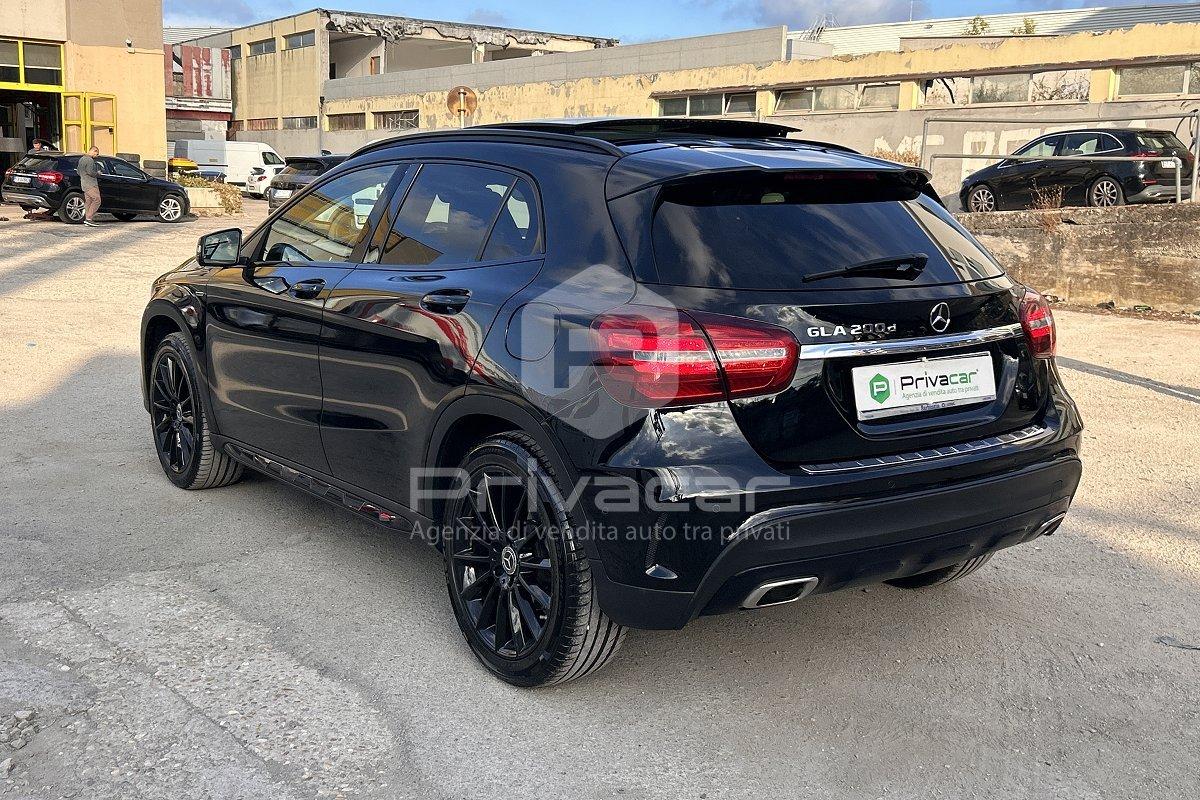 MERCEDES GLA 200 d Automatic Premium
