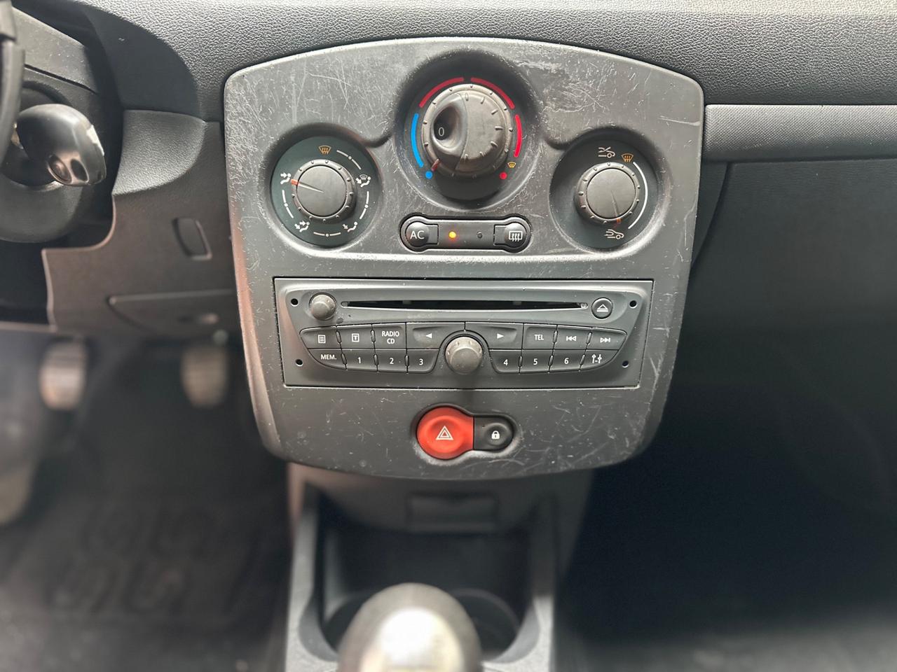 Renault Clio 1.2 16V 5 porte Dynamique