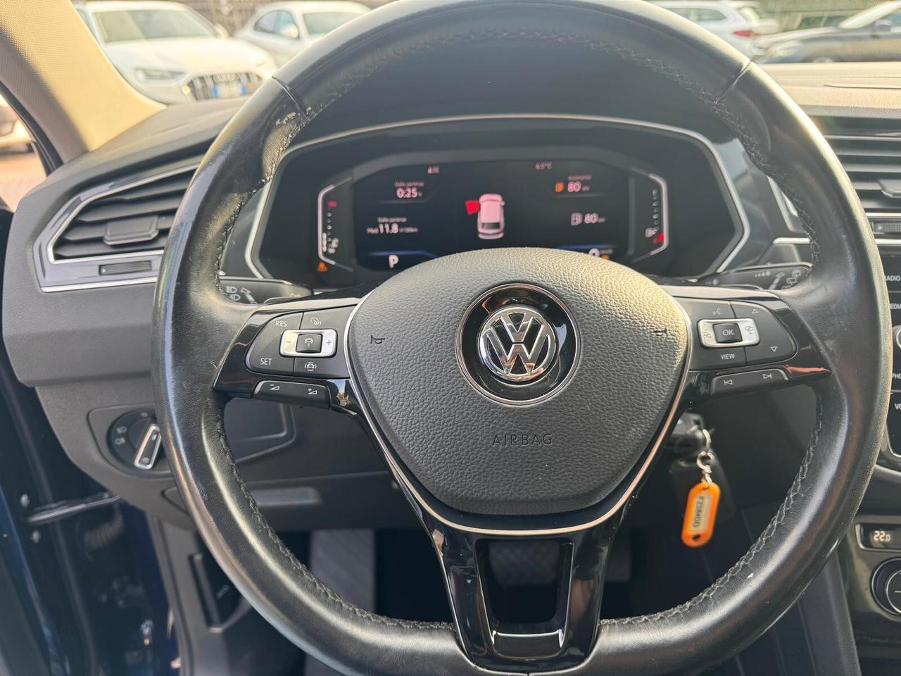 Volkswagen Tiguan 2.0 TDI SCR DSG Advanced BlueMotion Led cockpit