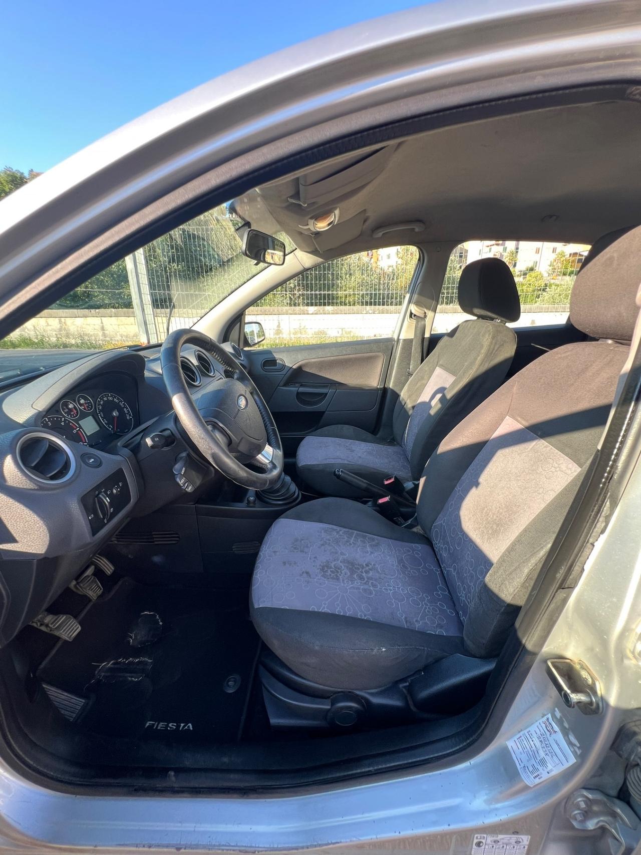 Ford Fiesta 1.4 TDCi 5p. Ghia