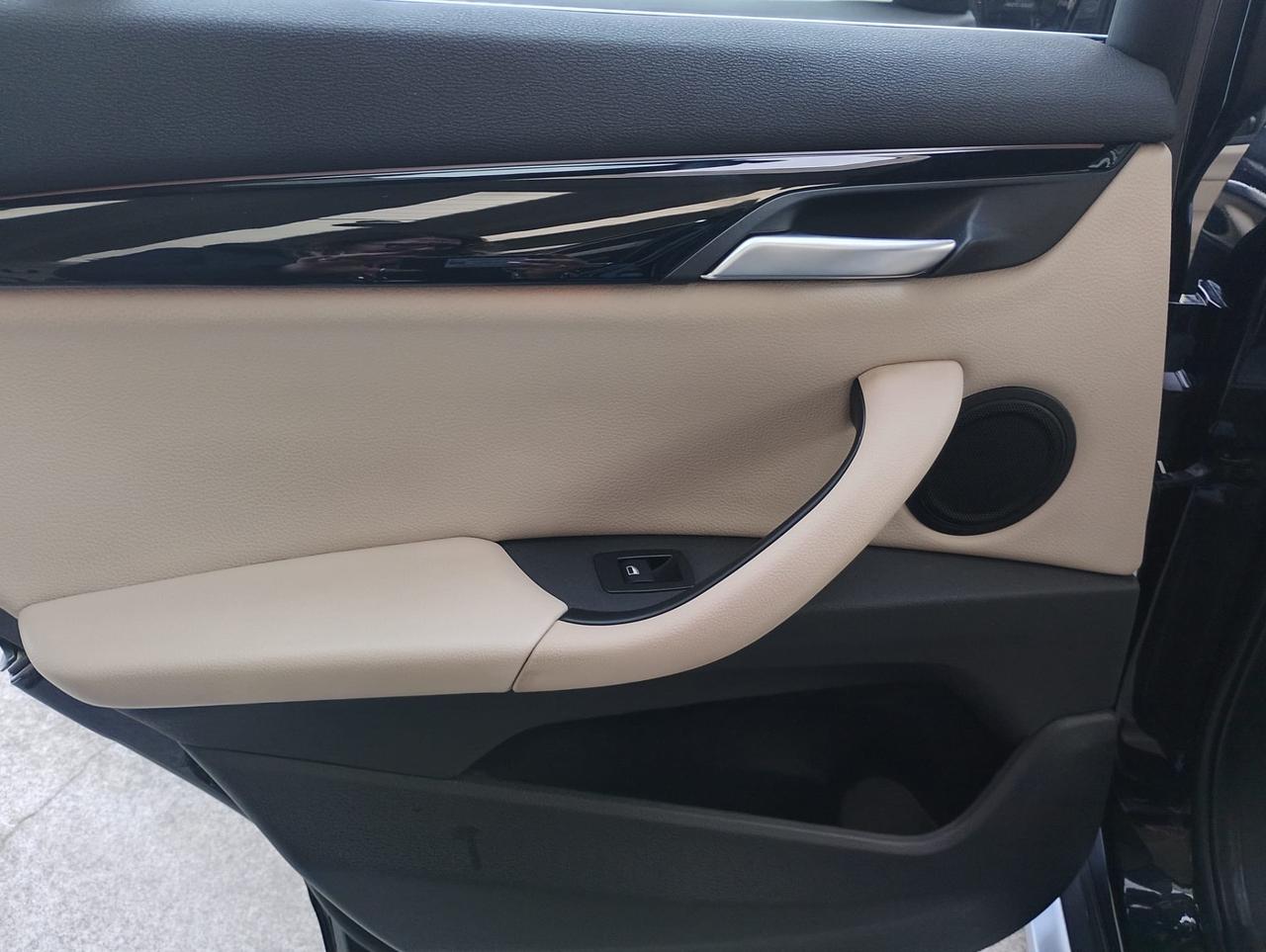 Bmw X1 sDrive18d xLine