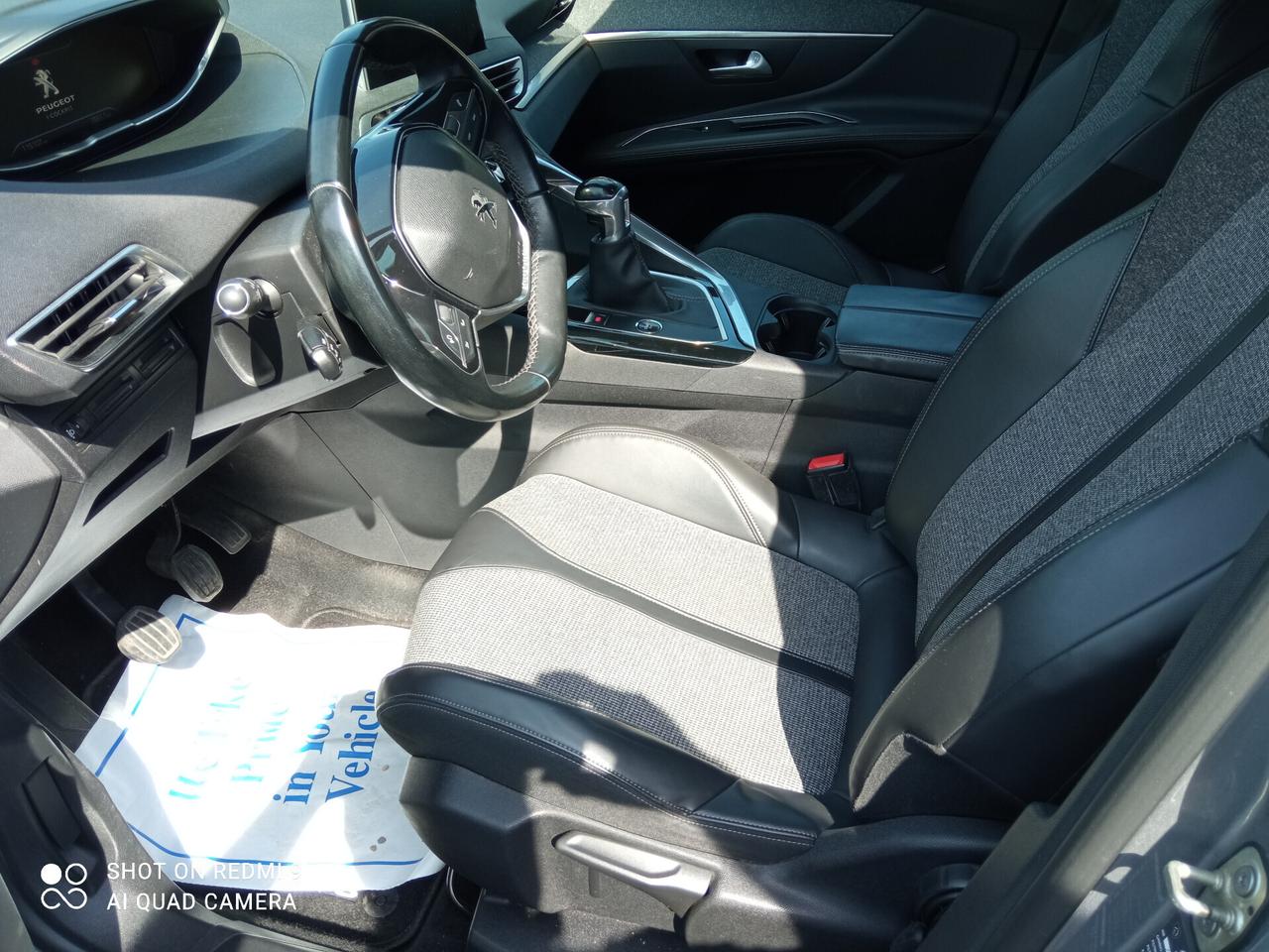 Peugeot 3008 BlueHDi 130 S&S Allure 5P