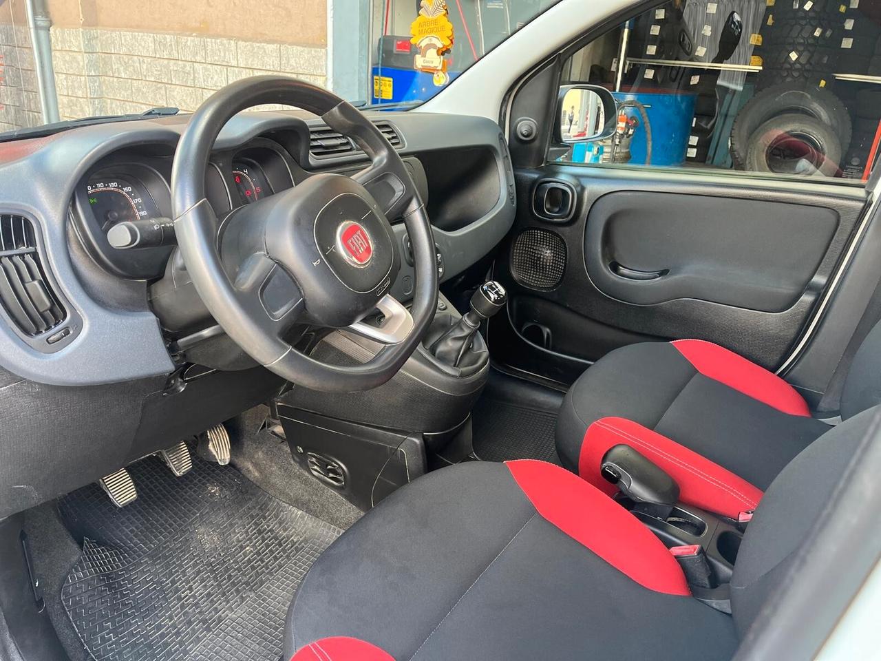 Fiat Panda Panda 1.3 mjt 16v Easy s - SOLI 81.070 KM