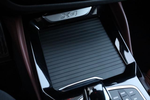 BMW X4 xDrive20d MH48V Msport