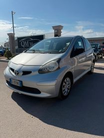 Toyota Aygo 1.0 12V VVT-i 5 porte Sol