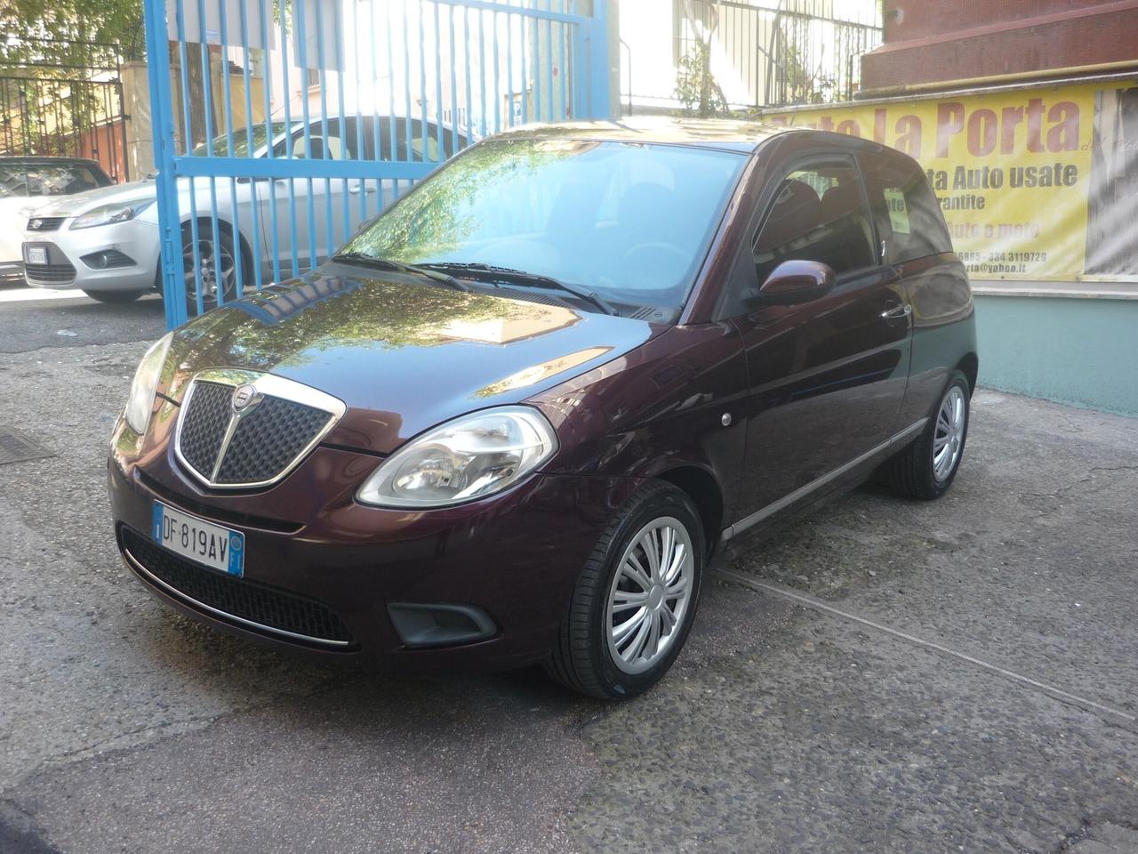 Lancia Ypsilon 1.2 Oro Giallo