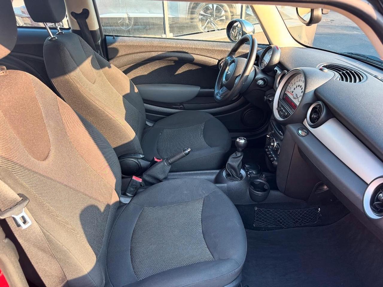 Mini Mini 1.6 16V Cooper D