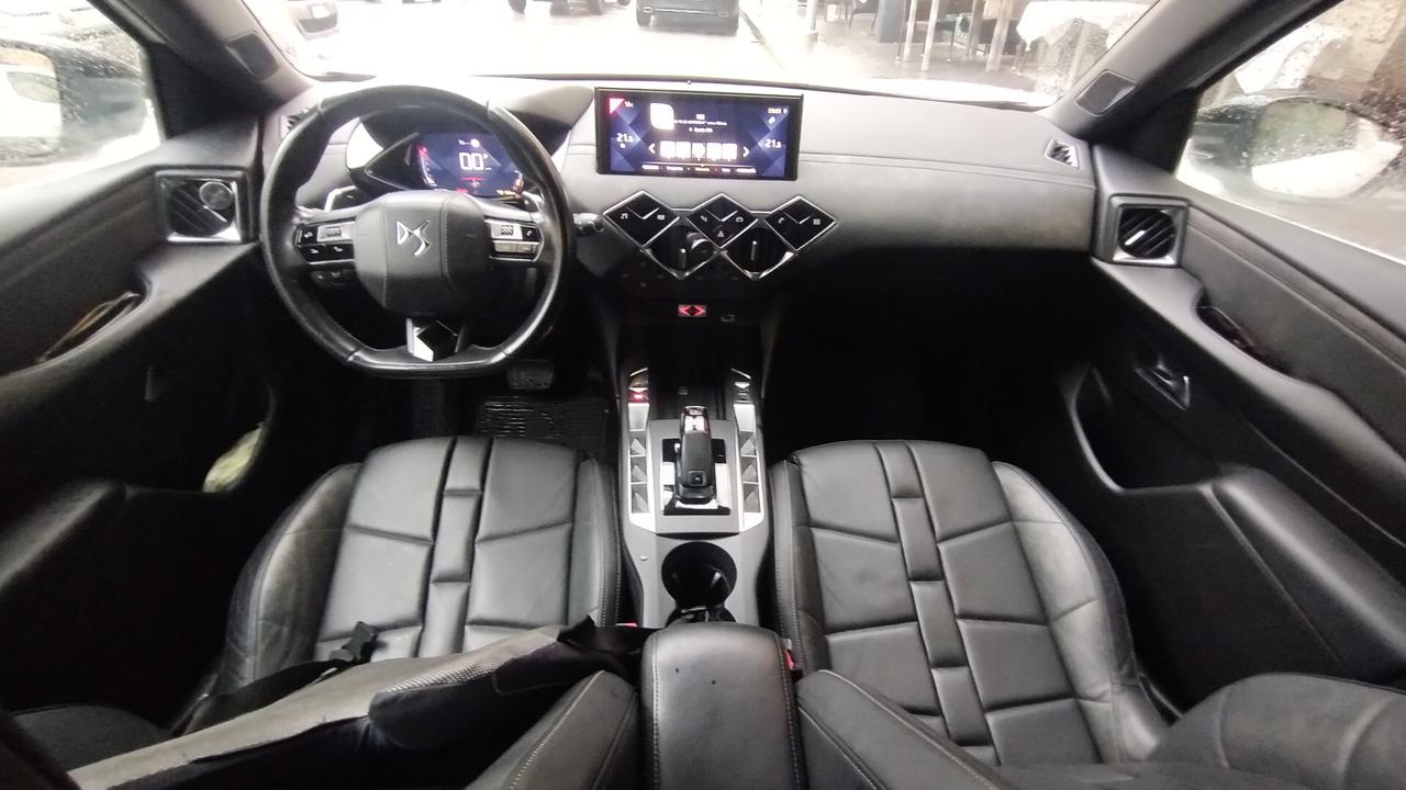 Ds DS3 3 Crossback BlueHDi 130 aut. Performance Line