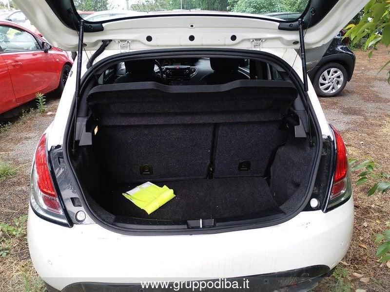 Lancia Ypsilon III 2011 Benzina 0.9 t.air S MomoDesign s&s 85cv dfn E6