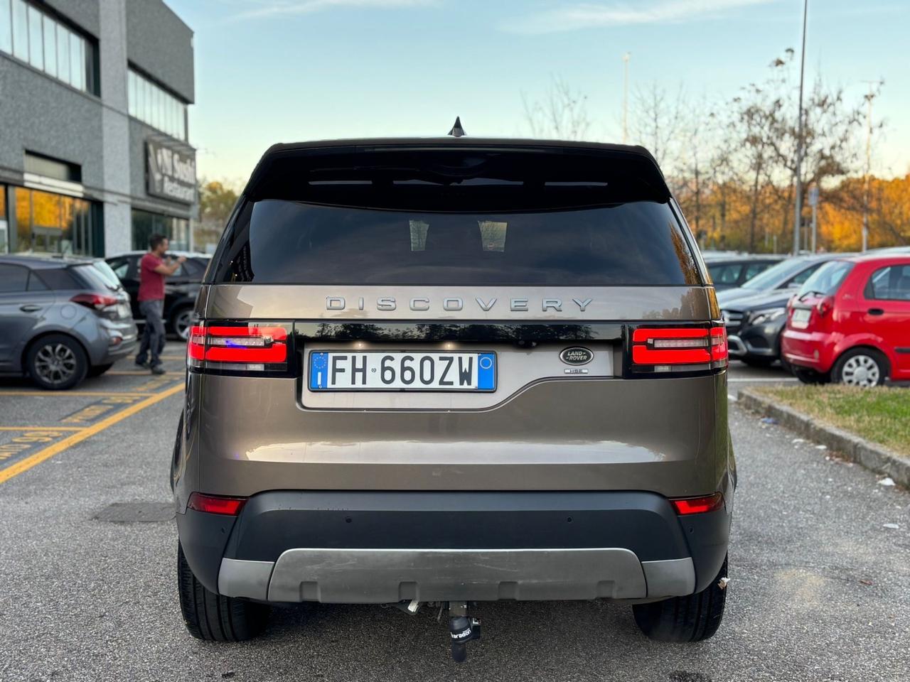 Land Rover Discovery5 “7POSTI” 2.0 SD4 240 CV HSE Luxury