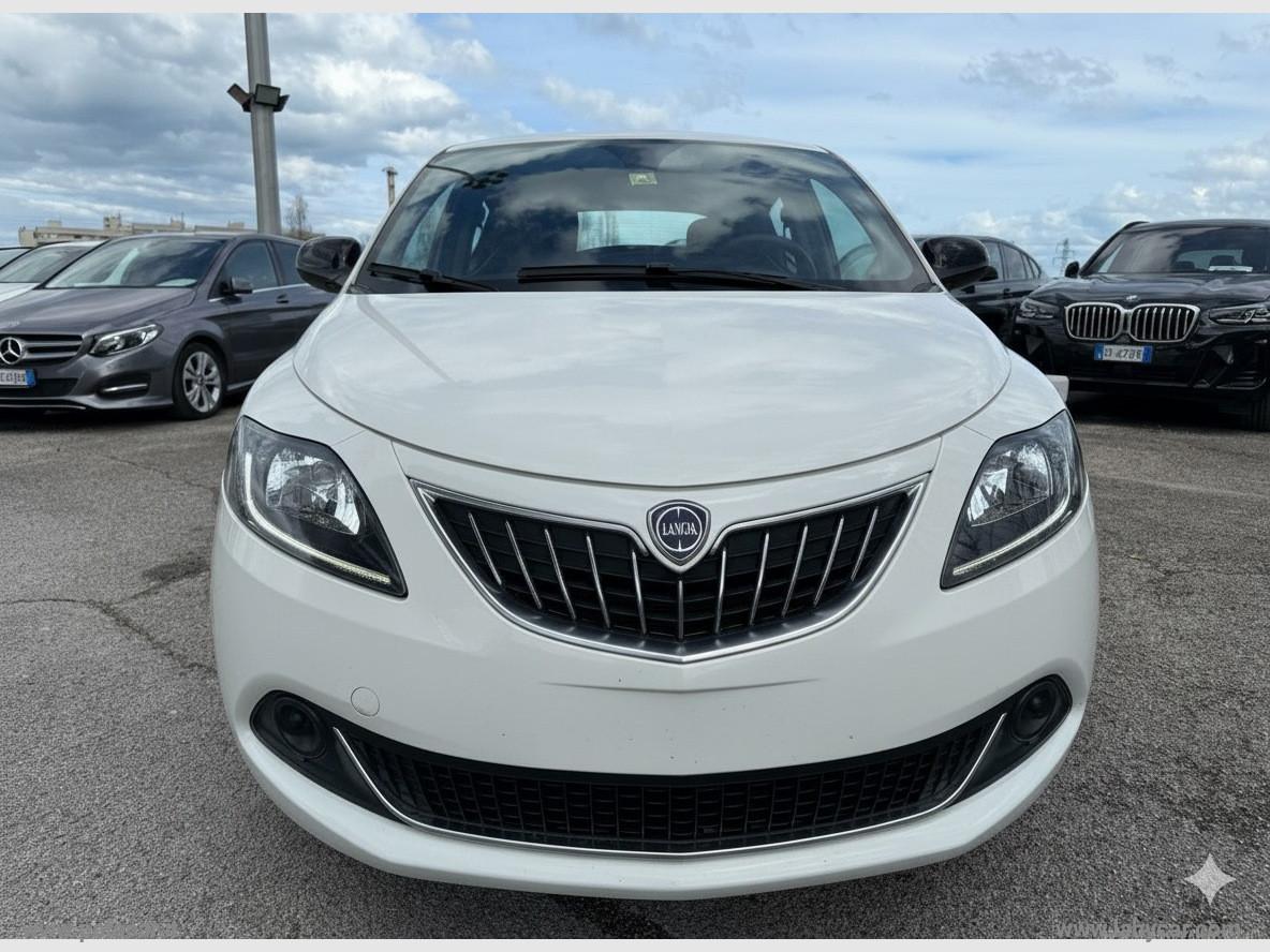 LANCIA Ypsilon 1.0 FireFly 5p.S&S Hybrid Silver