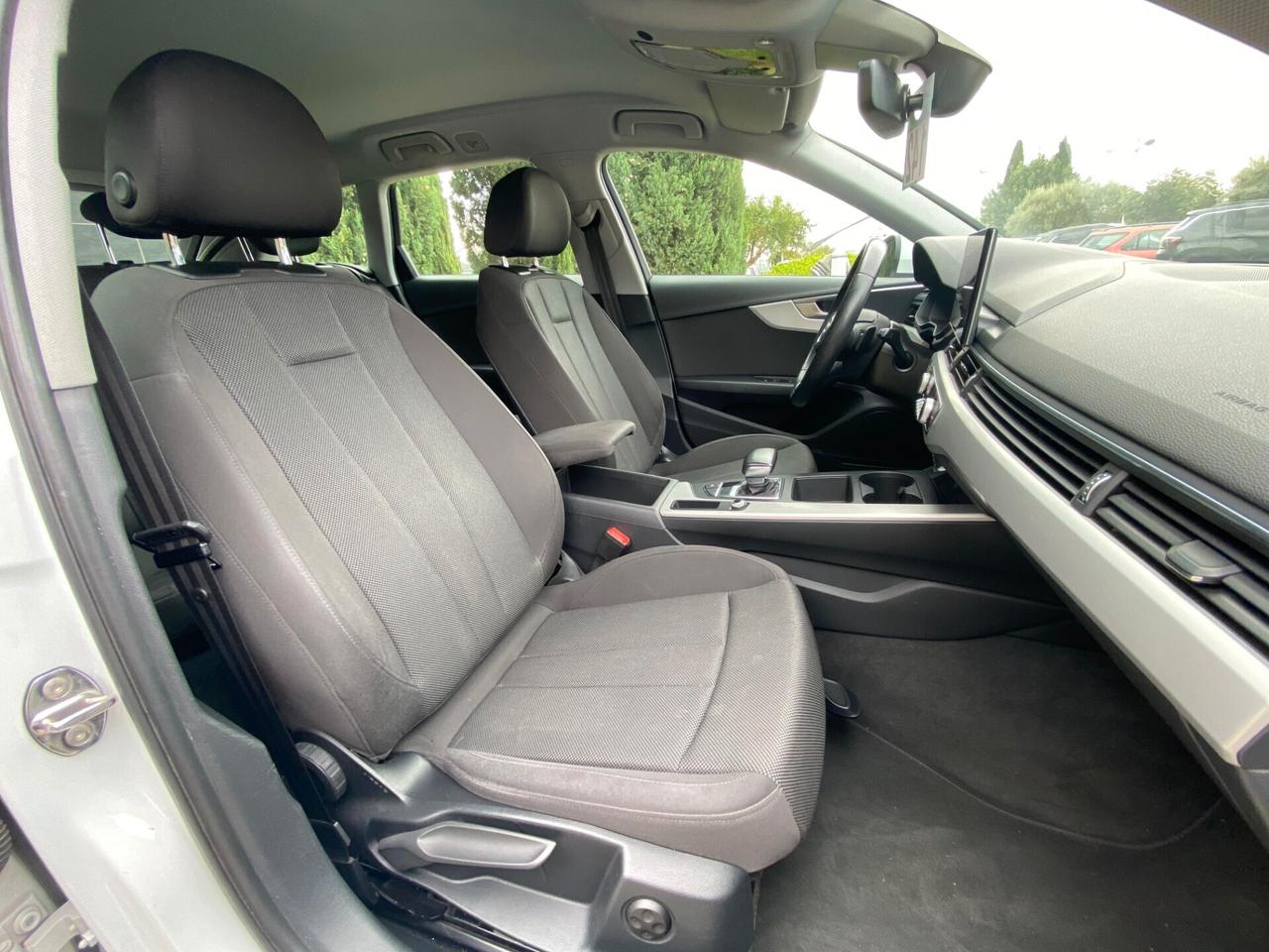 Audi A4 Avant 30 TDI/136 CV S tronic Business Advanced