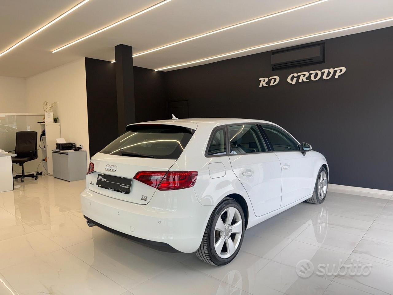 Audi A3 SPB 1.6 tdi Ambiente 105 cv okneopatentati