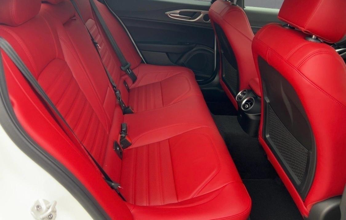 Alfa Romeo Giulia 2.0 Turbo 280 CV Q4 Veloce