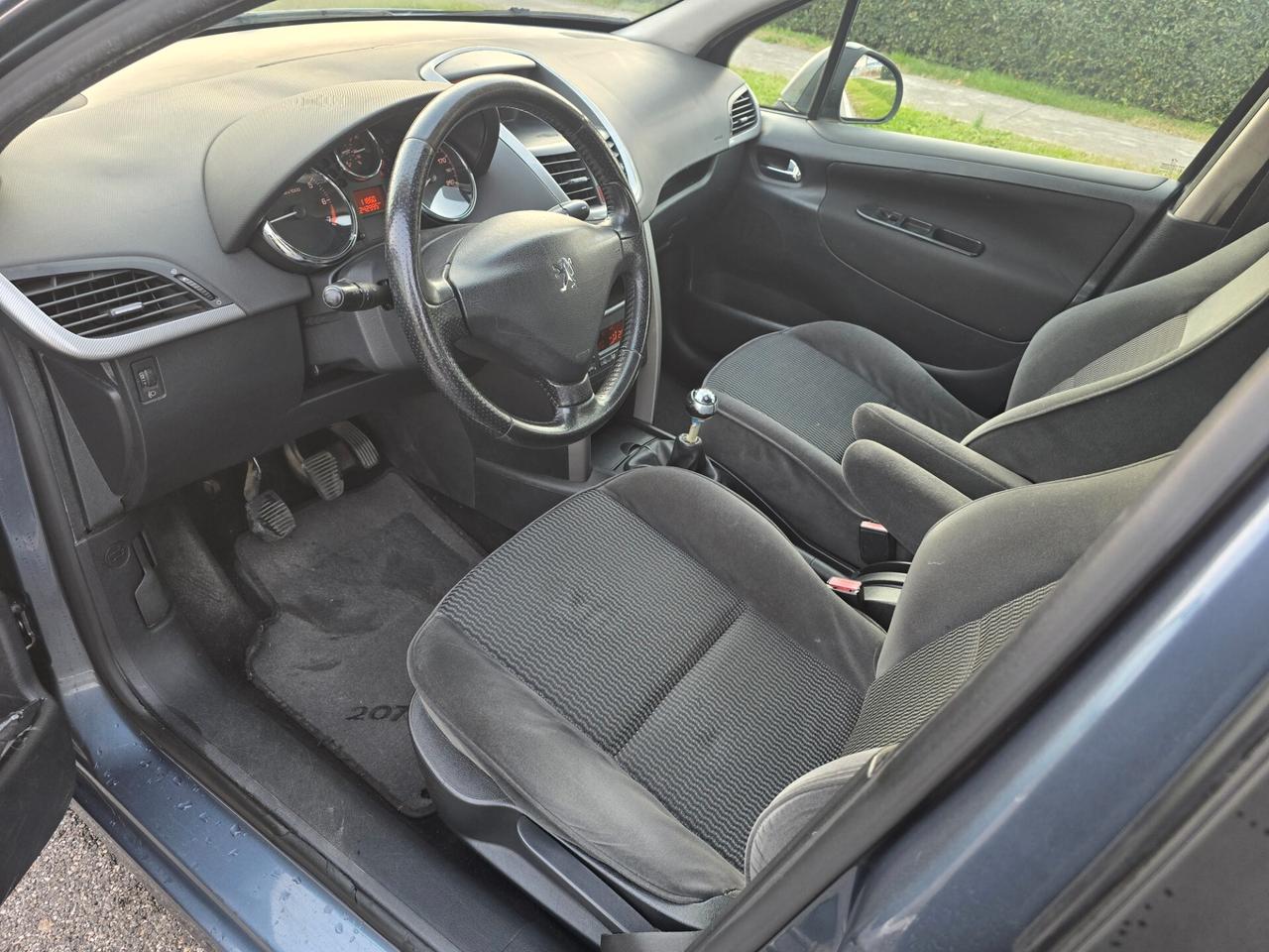 PEUGEOT 207 1.4 "OK PER NEOPATENTATI"