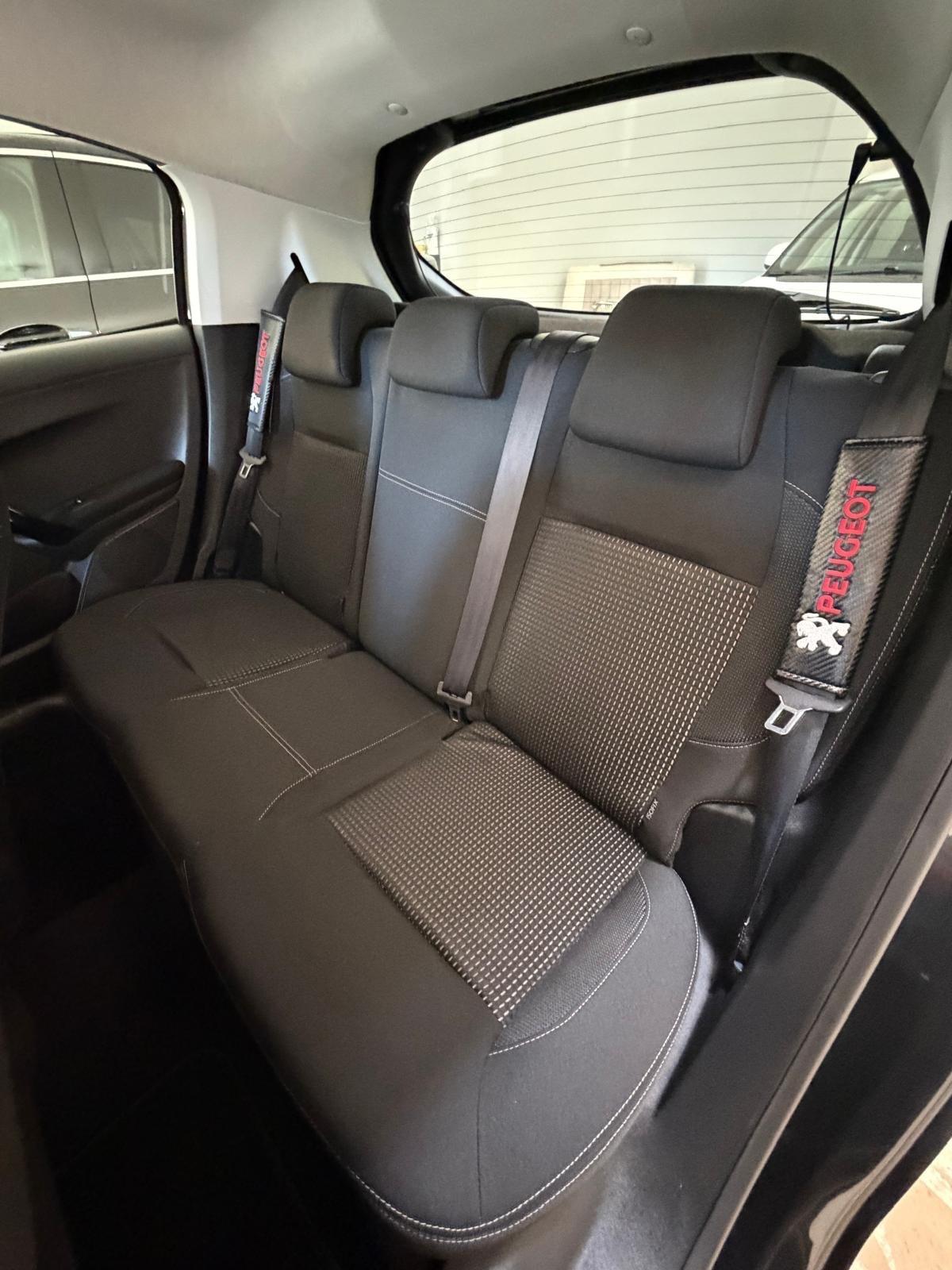 Peugeot 208 PureTech 82 5 porte Access