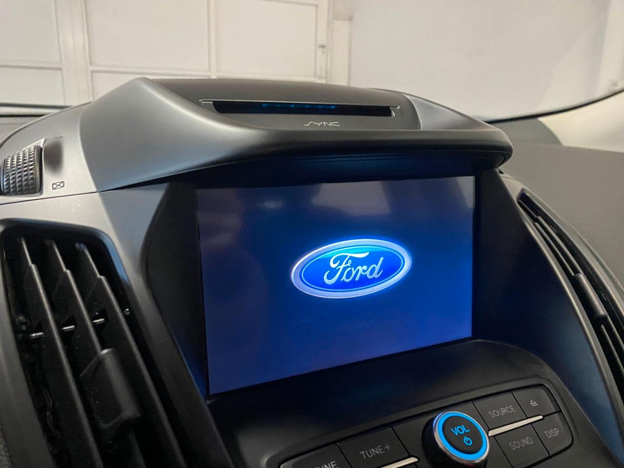 Ford Kuga 1.5 TDCI 120 CV S&S 2WD Business