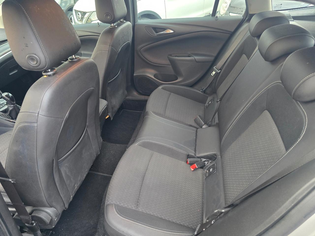 Opel Astra 1.6 CDTi 110CV S&S Sports Tourer Dynamic