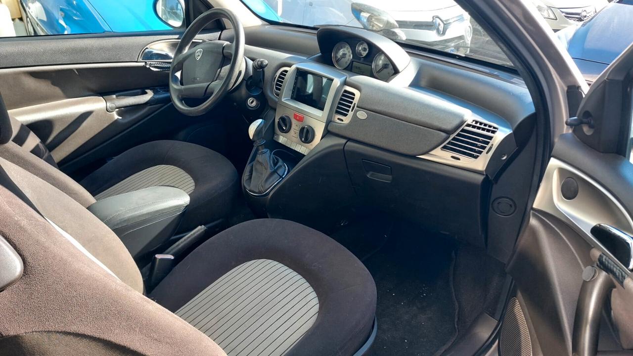 Lancia Ypsilon 1.2 GPL