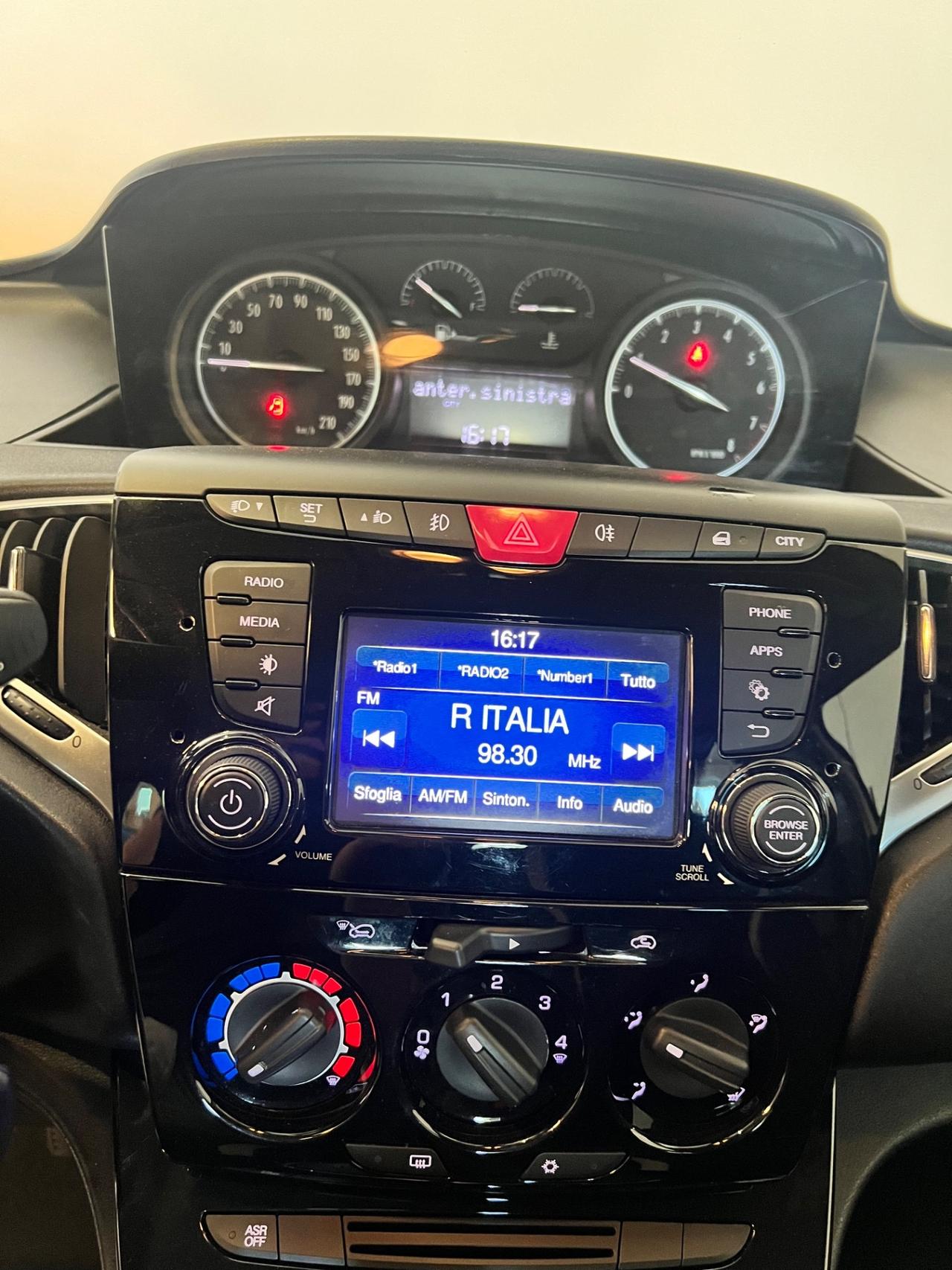 Lancia Ypsilon 1.2 69 CV 5 porte Gold