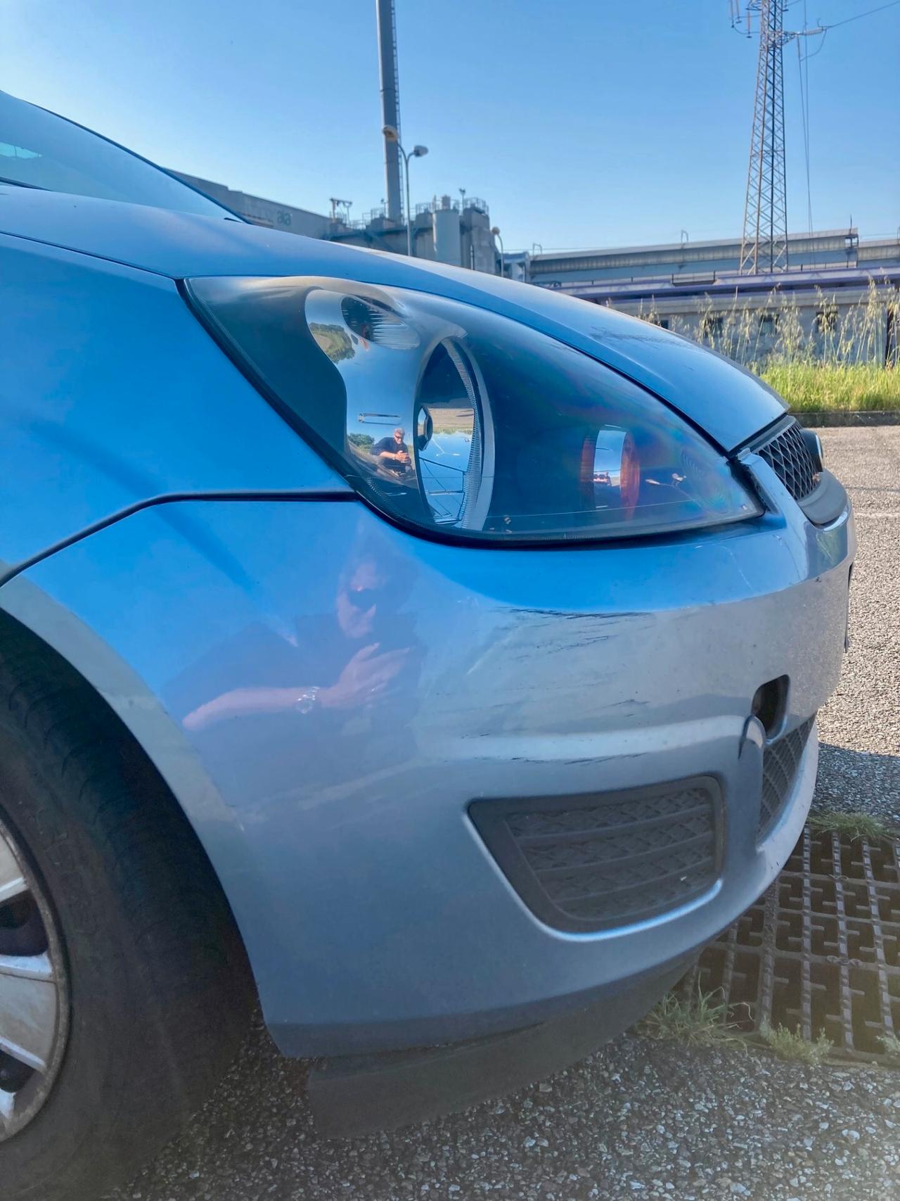 Ford Fiesta 1.2 16V 3p. Ghia