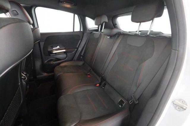 MERCEDES-BENZ CLA sse GLA GLA 180 d Automatic Premium
