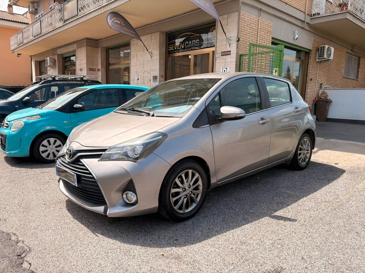 Toyota Yaris 1.0 5 porte Lounge